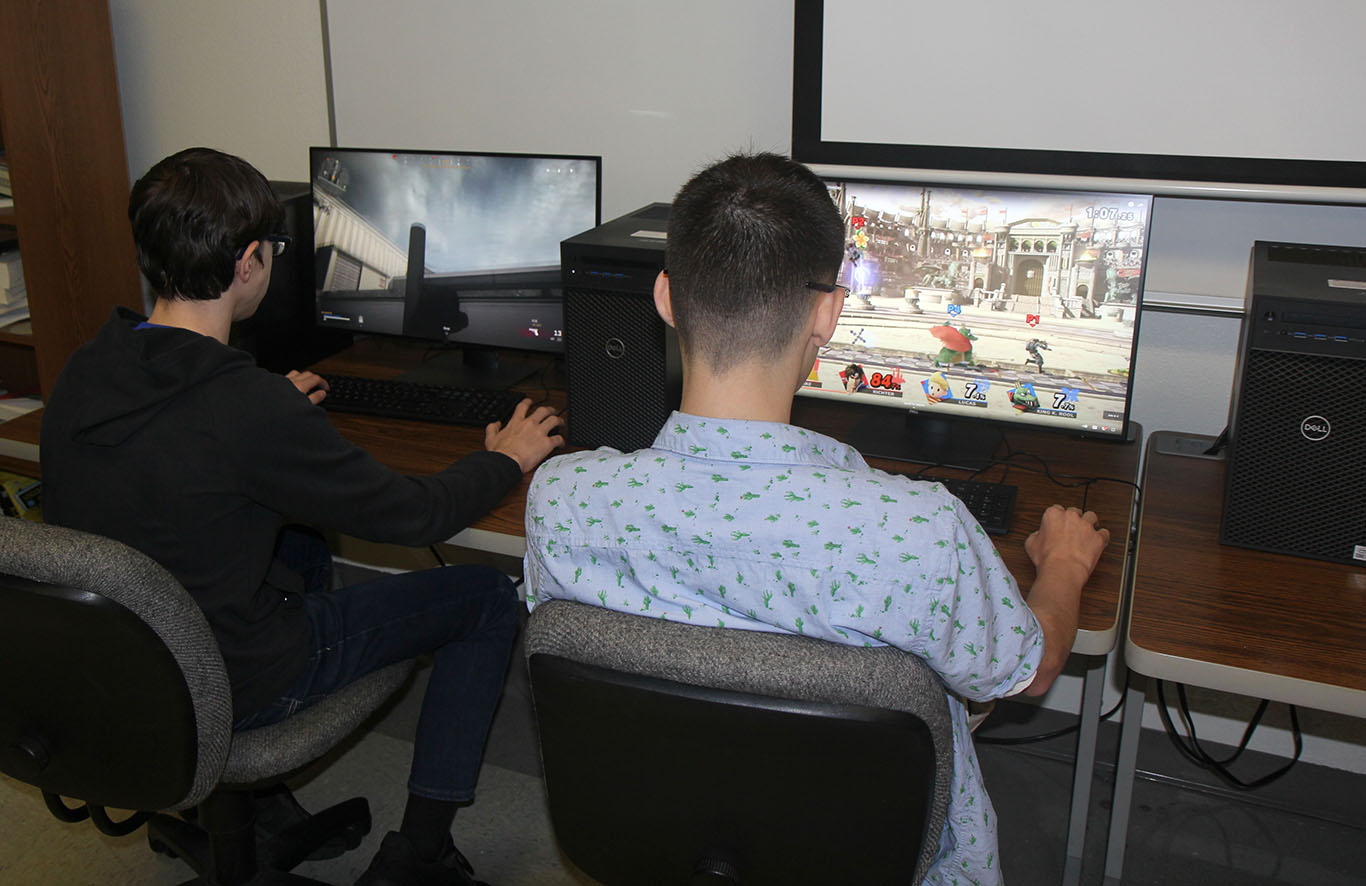 Grizzly eSports team members practice for the upcoming season. (MSU-WP Photo)